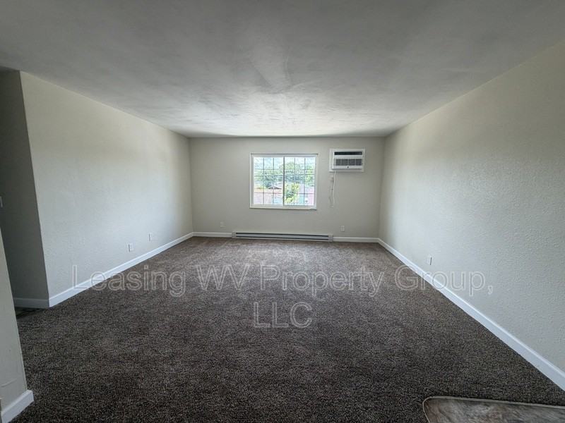 1101 Main Ave #11 - Photo 6 of 9