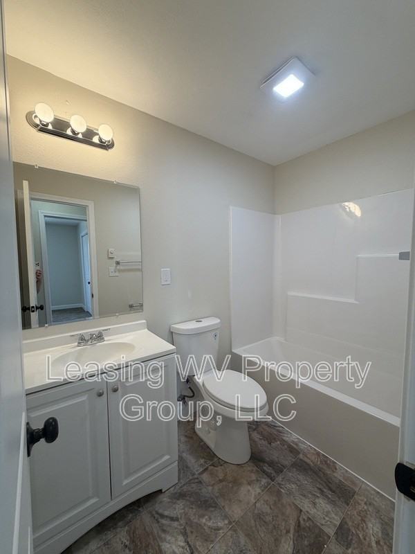 1101 Main Ave #11 - Photo 3 of 9