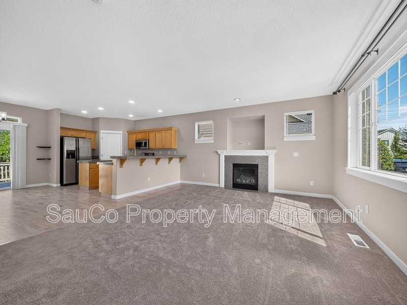 5073 Nw 149th Ter - Photo 3 of 24