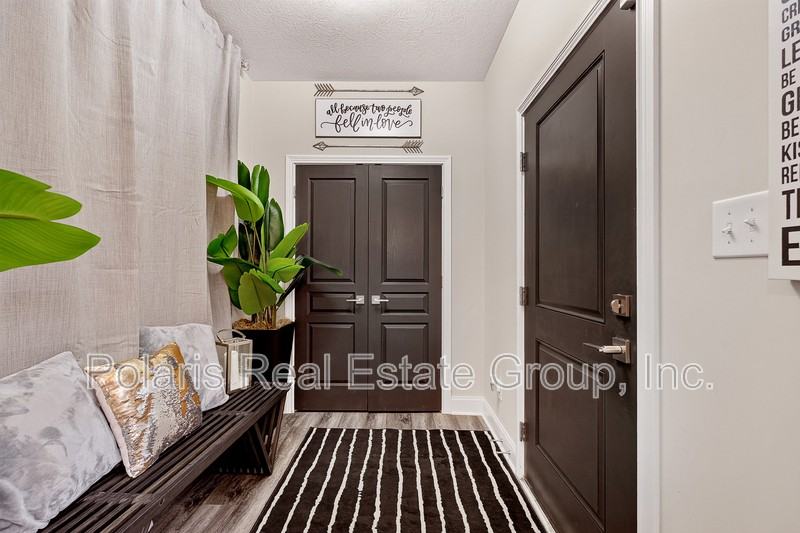 14217 James Dean Dr - Photo 5 of 41