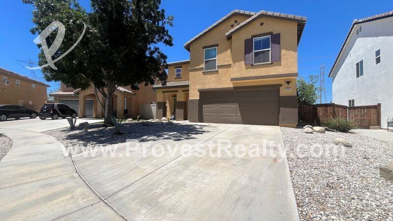 9334 Azurite Ave - Photo 3 of 29