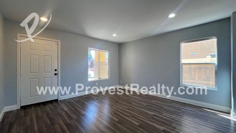9334 Azurite Ave - Photo 5 of 29