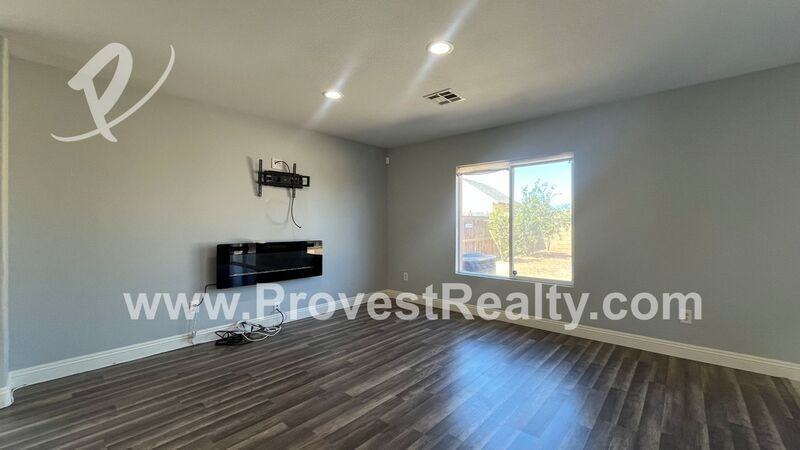 9334 Azurite Ave - Photo 6 of 29