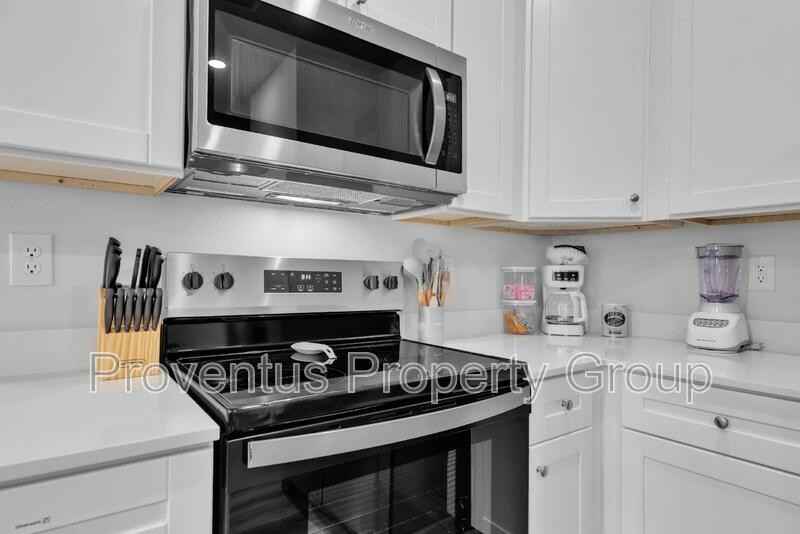 5724 Sandy Walk St - Photo 7 of 36