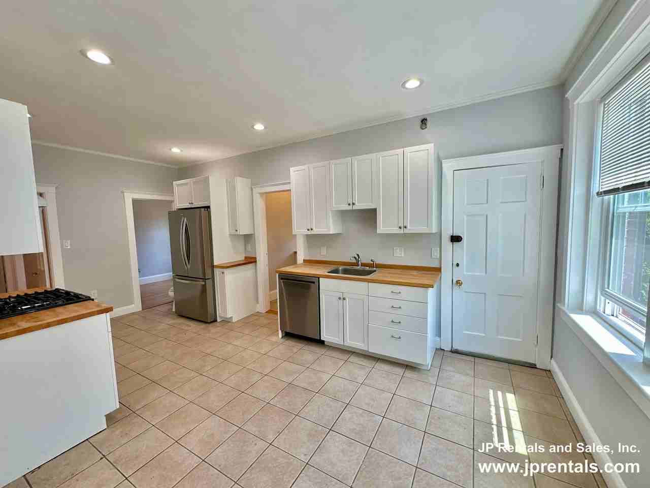 476 Jamaicaway #1 - Photo 3 of 22