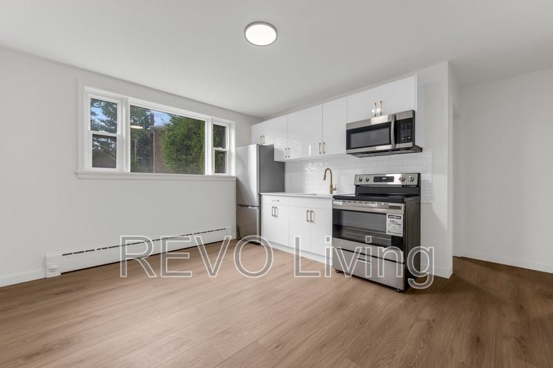 89 Beech St #1 - Photo 2 of 11