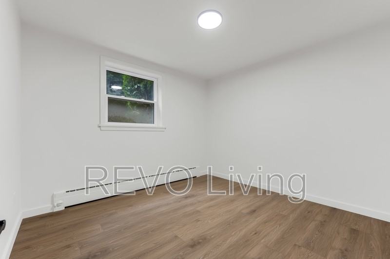 89 Beech St #1 - Photo 4 of 11