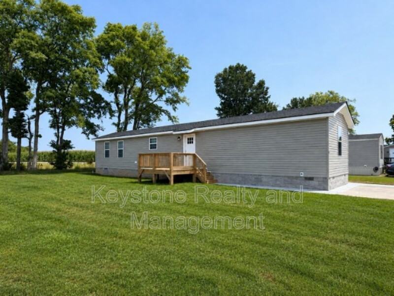 161 Mace Ln