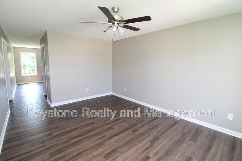 925 L C Ave - Photo 2 of 8