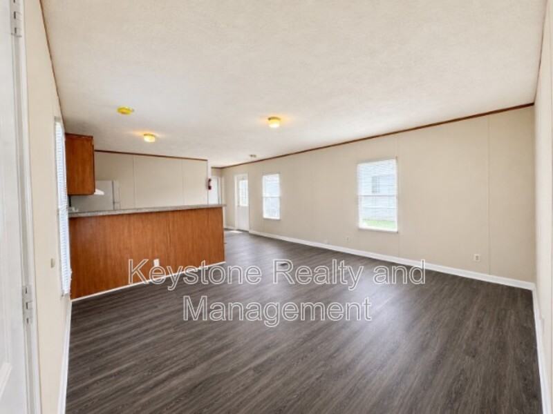 726 Trevor Ln - Photo 2 of 12