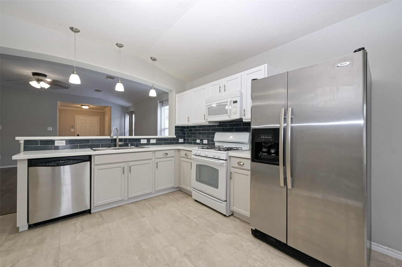 26611 Marble Falls Bnd #NA - Photo 2 of 42