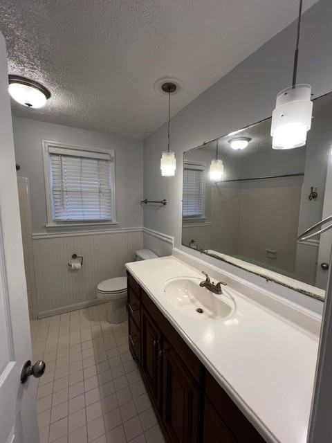 6325 Thunderbird Dr #NA - Photo 7 of 24