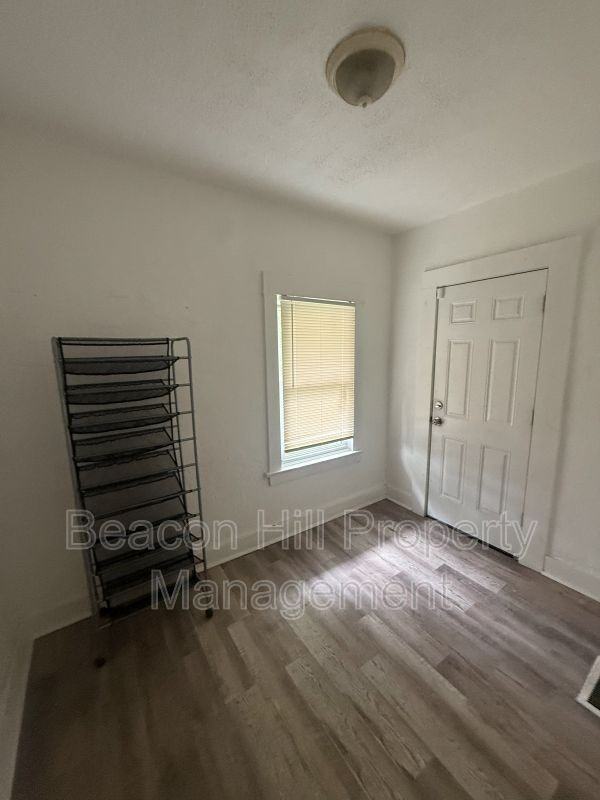 9904 North Blvd - Photo 7 of 13