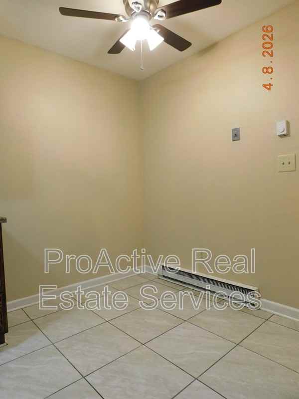 755 Guy Ave - Photo 4 of 13
