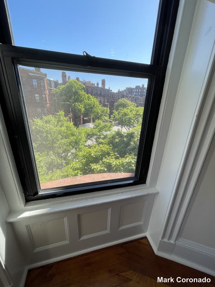 Beacon St #32 - Photo 3 of 18