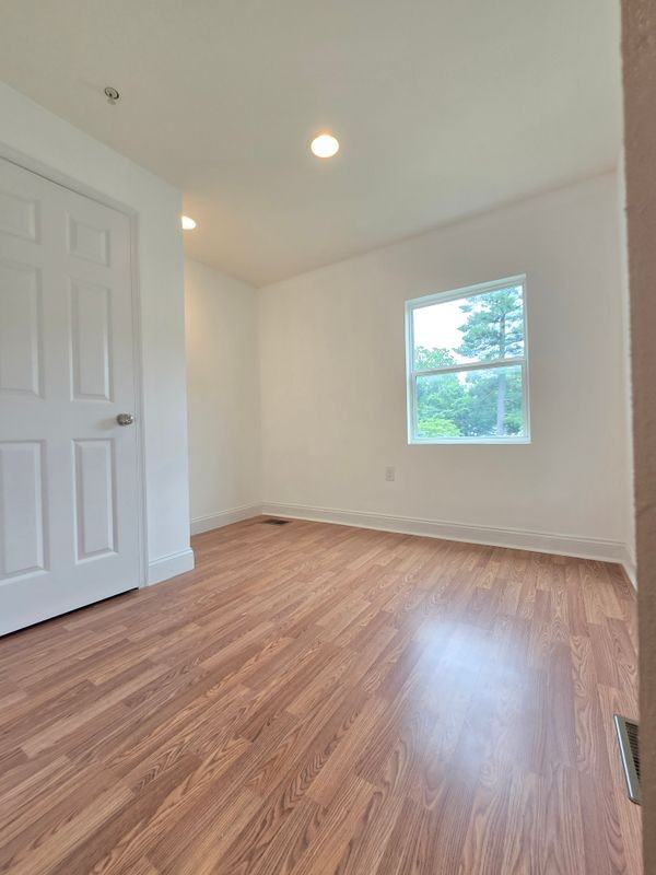 12910 9th St - Photo 3 of 18