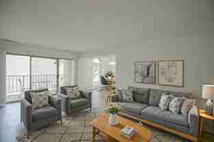 6 Canterbury Sq ##301b - Photo 1 of 1