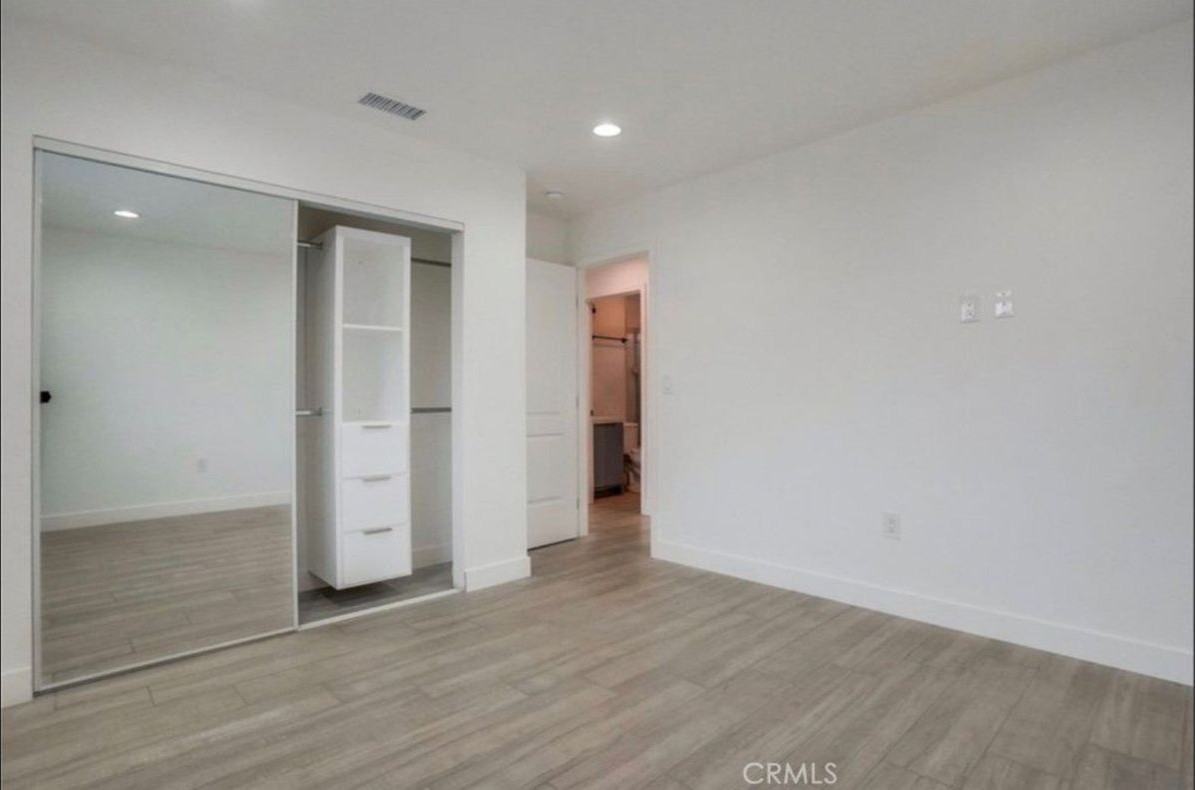15221 Ibex Ave - Photo 3 of 11