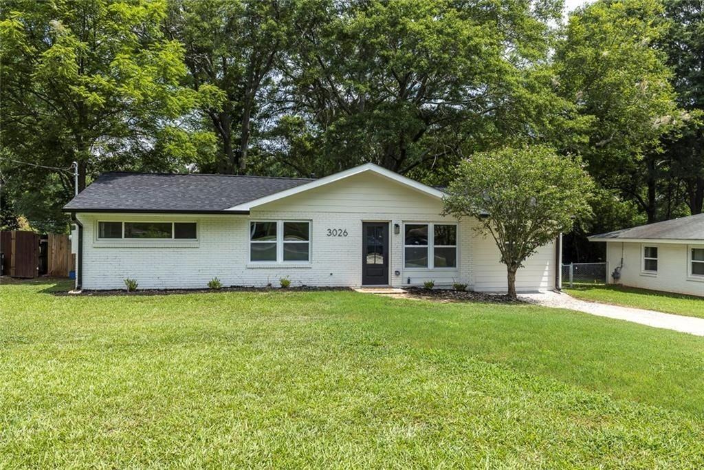 3026 Brook Dr - Photo 2 of 30
