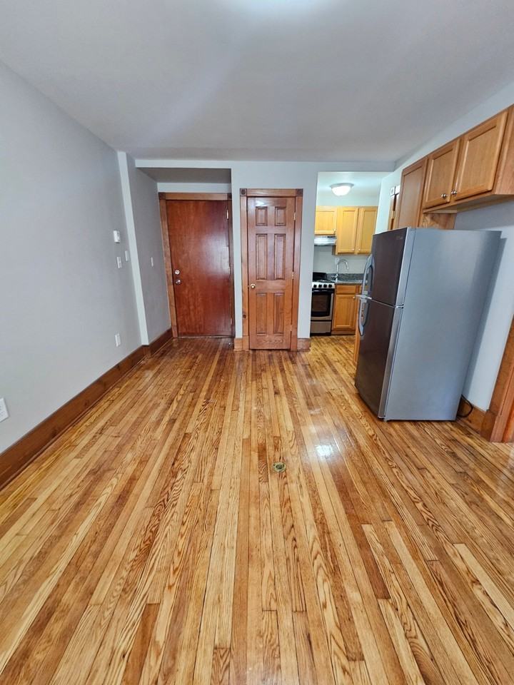 1175 Chapel St #200 - Photo 6 of 8