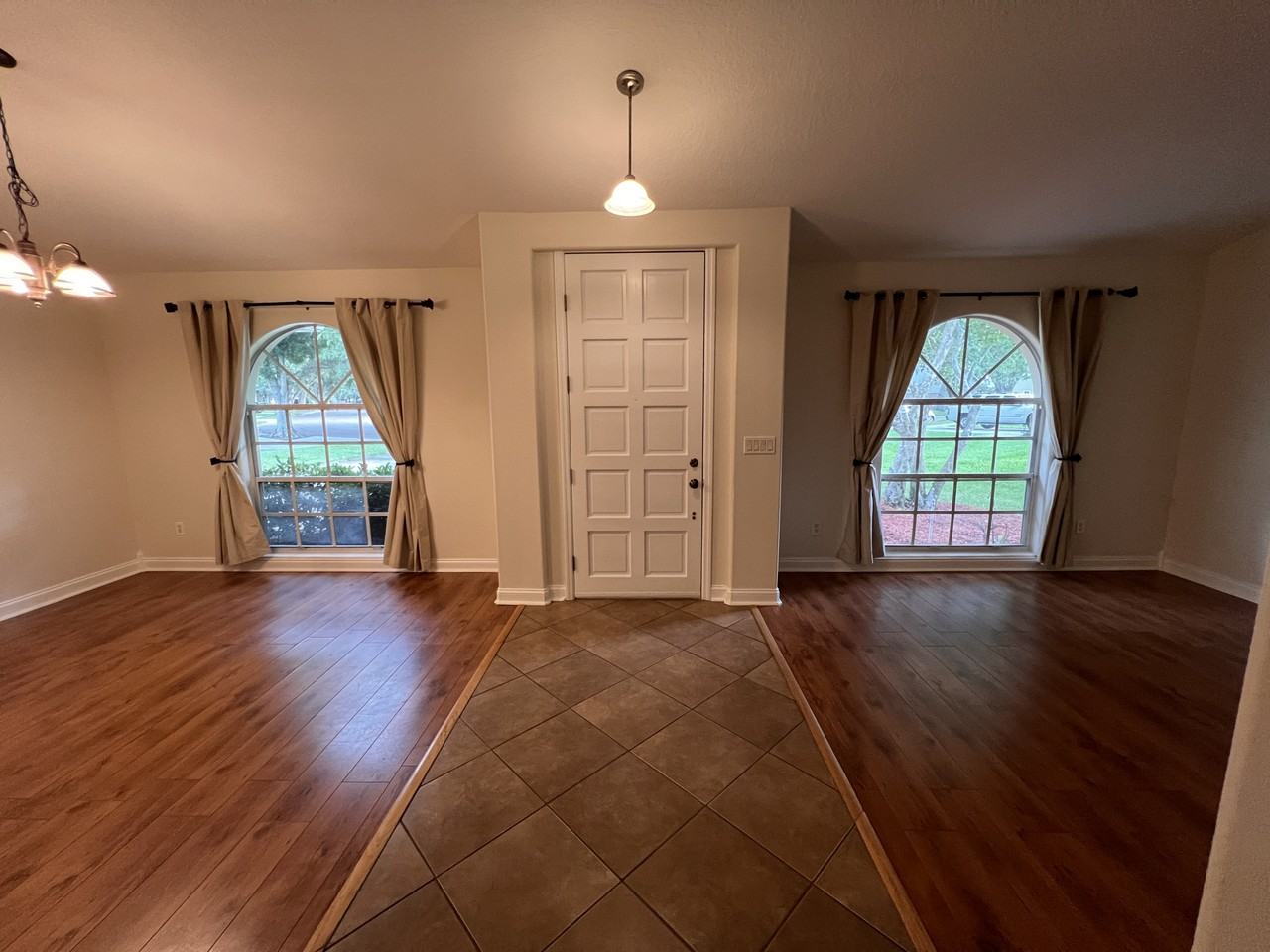 345 Silver Pine Dr #NA - Photo 5 of 33