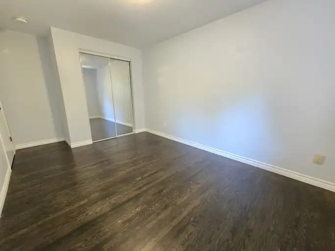 1074 Ronlea Ave #1 - Photo 4 of 12