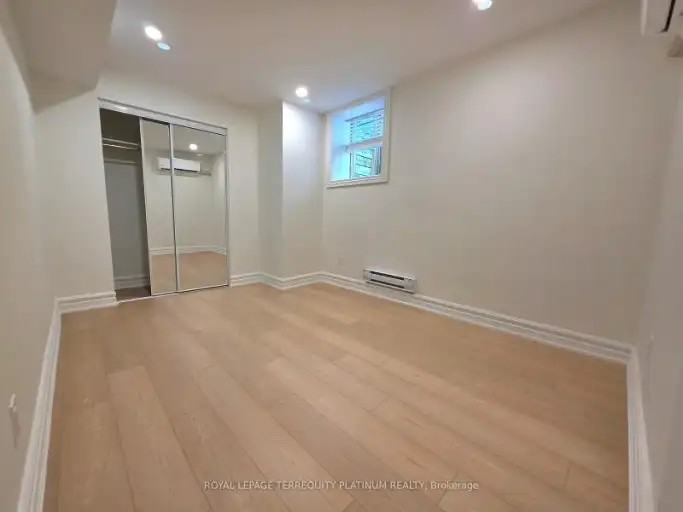 11 Beaconsfield Ave #2 - Photo 3 of 19