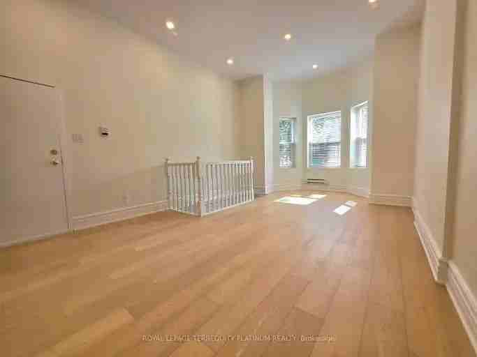 11 Beaconsfield Ave #2 - Photo 5 of 19