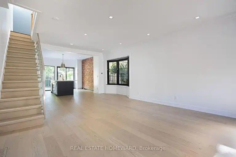 82 Frizzell Ave - Photo 5 of 30