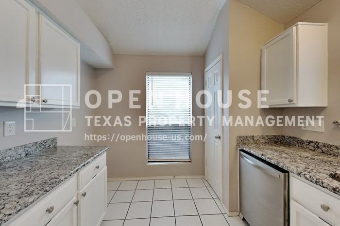 712 Bluebonnet Dr - Photo 6 of 20