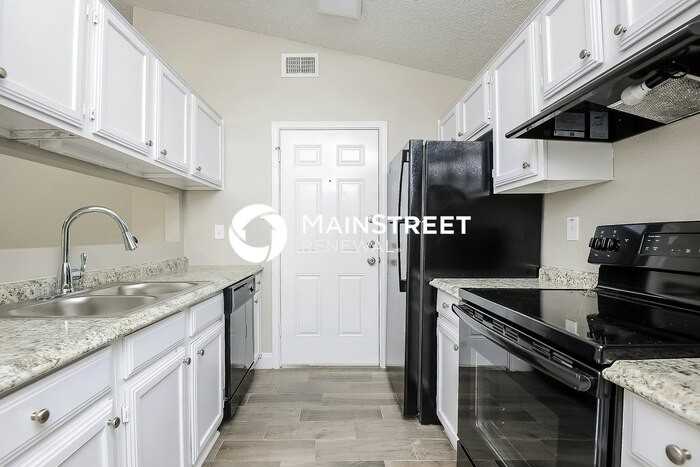 4644 Baytree Dr - Photo 7 of 16