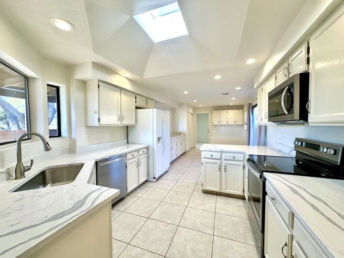 4100 E Pontatoc Canyon Dr - Photo 5 of 26