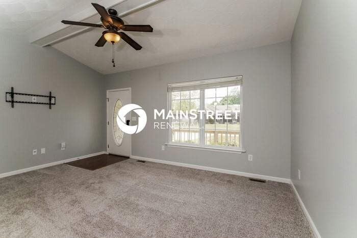 313 Drake Dr - Photo 6 of 16