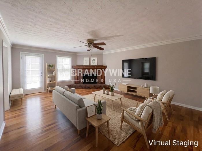 5907 Princess Ln - Photo 3 of 22