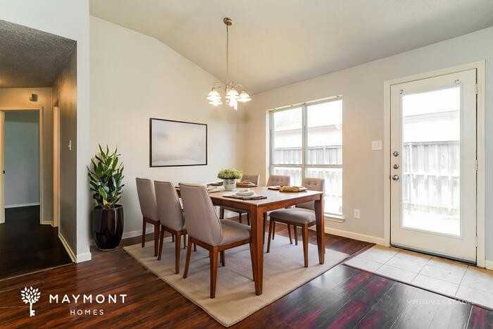 2111 Dandelion Dr - Photo 7 of 15