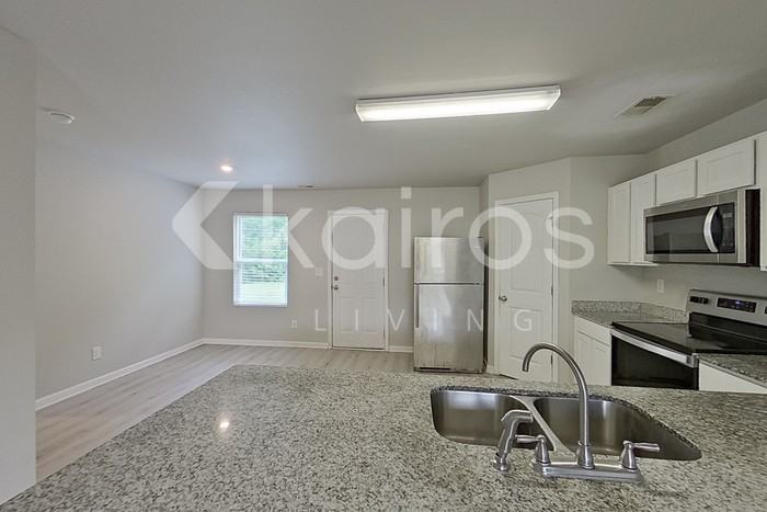 207 Hawthorn Trl - Photo 7 of 30