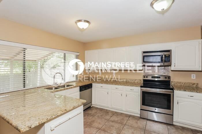 6515 Forestview Dr - Photo 6 of 16