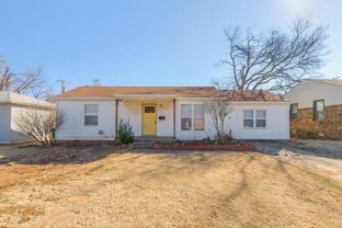 2412 Nw 40th St - Photo 1 of 1