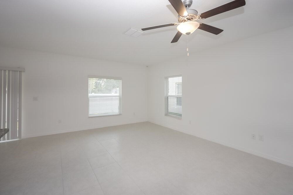 7339 Spring Snowflake Ave - Photo 5 of 17