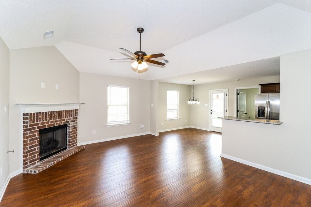 1075 Carib Loop W - Photo 4 of 16