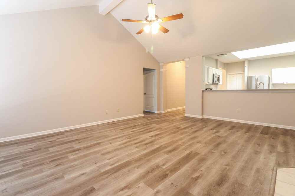 3723 Eagles Nest St - Photo 4 of 16