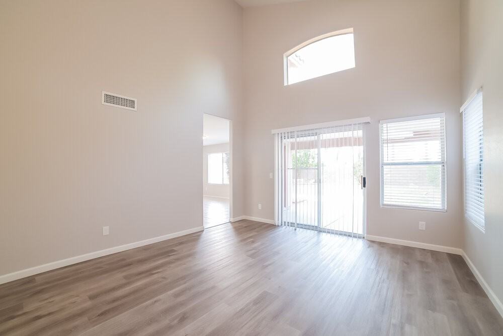 3929 E Wescott Dr - Photo 4 of 17