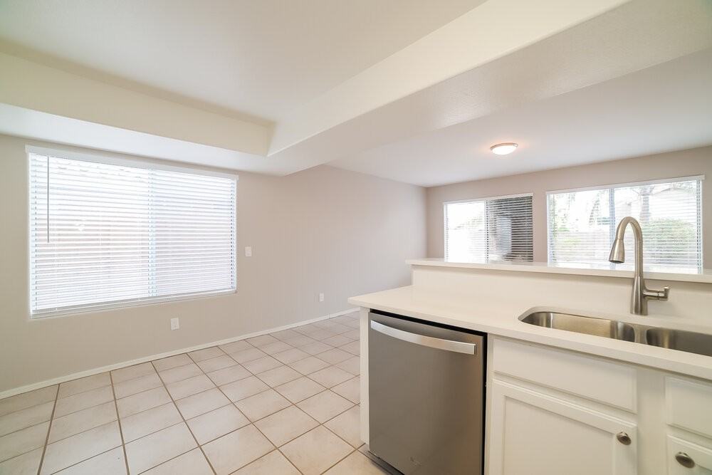 3929 E Wescott Dr - Photo 7 of 17