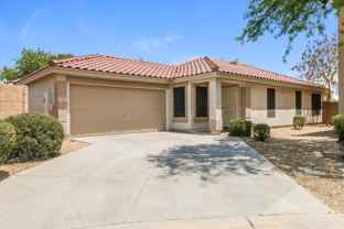688 E Springfield Pl - Photo 1 of 1