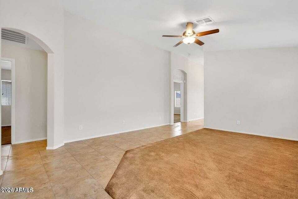 24039 N Mojave Ln - Photo 6 of 36