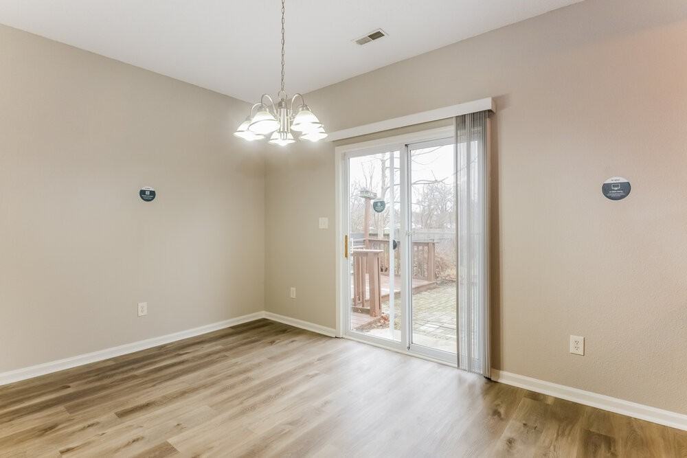4650 Whitview Ln - Photo 6 of 17