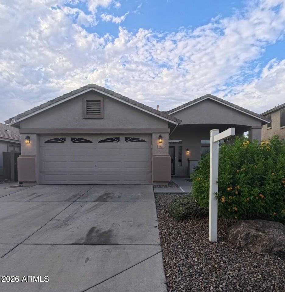 16624 W Saguaro Ln