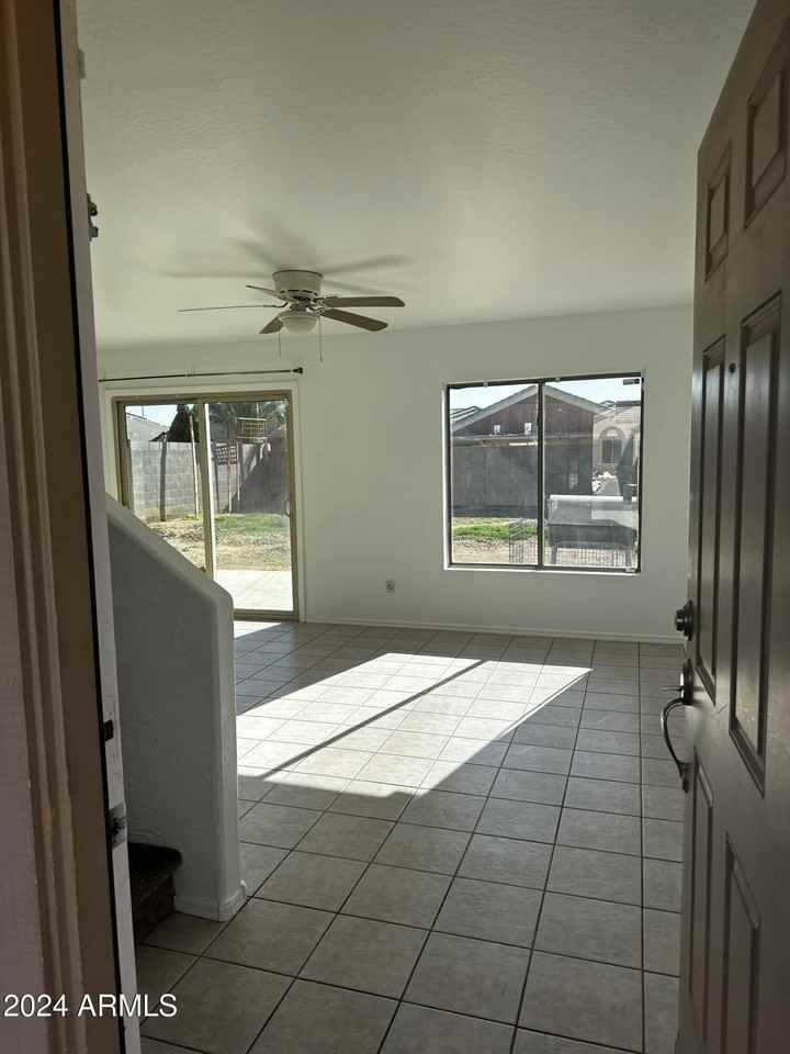 12337 W Sweetwater Ave - Photo 3 of 19