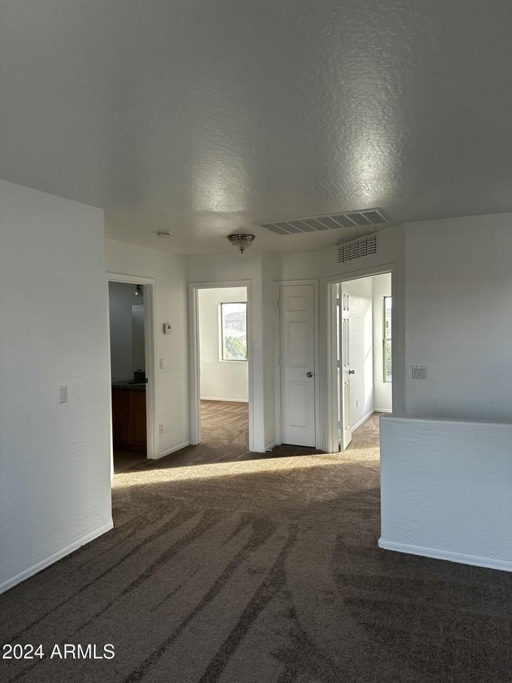 12337 W Sweetwater Ave - Photo 6 of 19