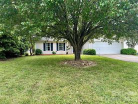 3005 Brekonridge Centre Dr - Photo 1 of 1